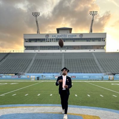 chosen1kjb's profile picture. GOD First 🙏🏽 SU Alum👨🏾‍🎓 *NFL FREE AGENT 2025 WR* #Chosen1✝️ NEW ACCOUNT Business Inquires: bkenntrel23@gmail.com