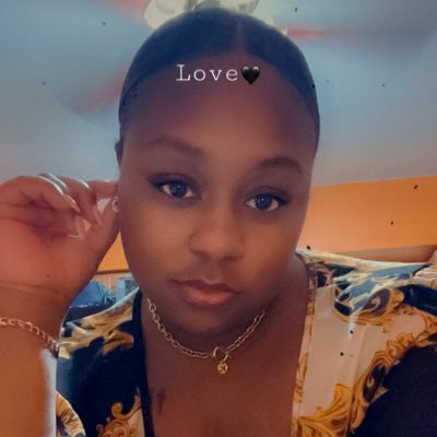 Sassy4NoReason's profile picture. Real country girl with a city girl dream🍾👑💰📚 ✈️🌎 Aquarius ♒️ #Traveladviors #travelagent #LiveForTheMoment Email:https://t.co/alFI8OHlaL