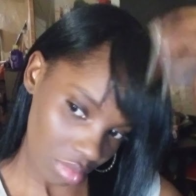 HelenSmith51609's profile picture. 