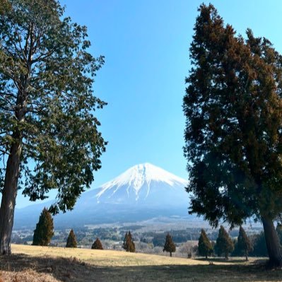 ソロキャンプ始めました🏕️ 山梨県、長野県のキャンプ場が多めです! つい富士山の写真を撮りがち🗻 夏はサップ、冬はスキーなどなど 季節を感じながらアウトドアを楽しんでます! #シラリスクラブ