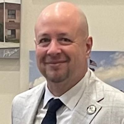 Superintendent of the @NorthernLehigh School District. @DeSales, @LehighEdu, & @VanderbiltU Alumnus. Nationally Certified Supt. Still Learning. #NLSD4U