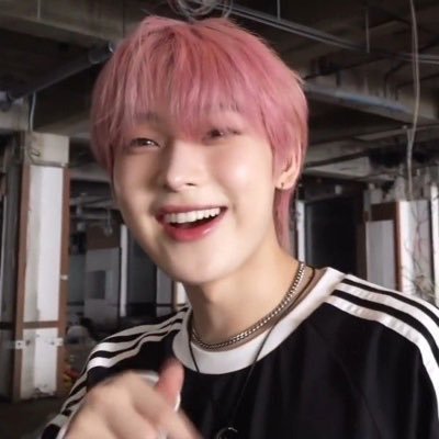 everything under the SUNᴼᴼ🔆BE NICE. BE KIND🌌W: 18.11.10 & 20.01.25 EN-: 22.1203 23.0203 24.0302,0528,1206 2025.0301,0709 / DARA / GROOVE🍀/ fan acc / ˶ᵔ ᵕ ᵔ˶