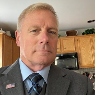 Former commercial radio announcer, now I’m a Professional Ham Radio Operator / following is at your own discretion! ☝️☝️☝️☝️☝️☝️☝️☝️☝️☝️🛑🛑 📡