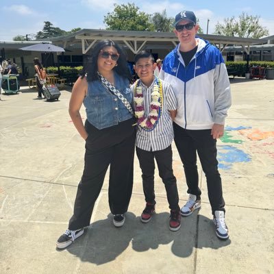 @LHHS_Basketball Associate Head Coach🏴🏀 2024 CIF-SS 3AA Champs💍 2019, 2021, 2024 Freeway League Champs🏆 #WeCulture #BetterEveryday