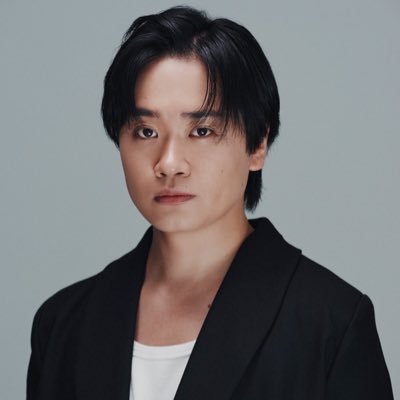 鳥越裕貴さんのプロフィール画像