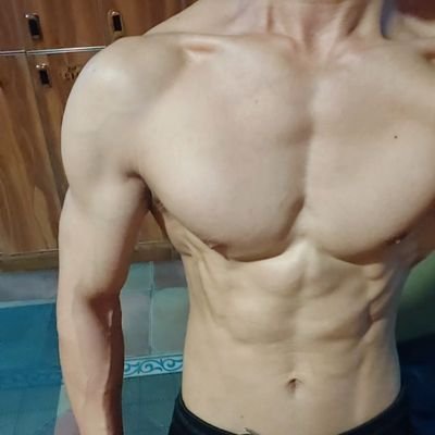 欢迎关注我！粉涨到4万9千6百以上，立马更新精彩！真爱粉今年必发大财！ 黑粉🔨绕道，不爱可以屏蔽，做不到让每个人都喜欢。空降～加V🚪门kan 80-88, 不闲。 有5万以上粉的熊狒、肉壮 ，可考虑联铭～订zhi/商悟 Q: 3675762926~请说明来意