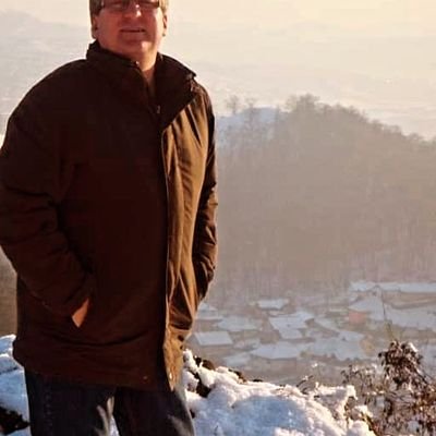 #widower® from the United Kingdom but currently working in Kiel, Germany in oil and gas company Ltd./Gold and Diamond broker.#NO DM.
