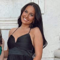 Caroline Hucks (@cmhucks17) 's Twitter Profile