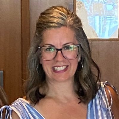 Passionate educator living in the beautiful Alberni Valley. District Curriculum Resource Teacher @PacificRimSD70 💜tech, numeracy, CC’s, collab & assessment