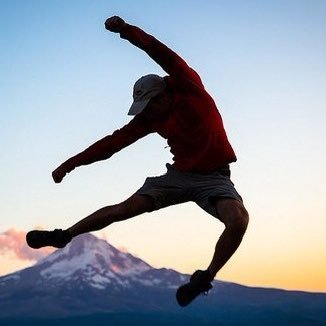 syonanpapa's profile picture. 【ライフ】湘南で妻と長女の３人でワイワイらいふ/仕事漬けの日常から脱出！【仕事】クビ宣告↓から独立、社長で復活↑/Macbook1台でビジネス♬/祝年商3000万超♪【好き】独立/子育て→ほぼ終了/湘南/嫁さん/熟w/サザン/海/B級グルメ/ラーメン/ビール/カープ/スターウォーズ/JAZZ(^^←好きな方はフォロー