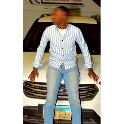 alymo321's profile picture. نقاوم ما نحب ونتحمل ما نكره.