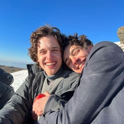 mel_r0me's profile picture. Argentina 🇦🇷
LSDLN 💫💗
🦋🎀