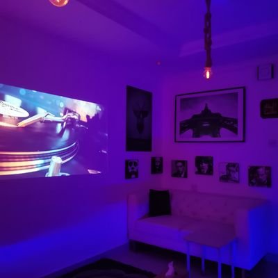 ServerMatrix's profile picture. سـ أ؏ــِتبرُڪَ  قصُِــِّﮧ سِــّخيفـُـِﮧ  ندِمتُ علــًﮯ•`~•`

         {{قــّــ~ِـــّـٍرائتِهاً،~📔}}

حترمےتحترمے تقلےآدبے بنعآلے

سیےفرمآترکسے
👉👈