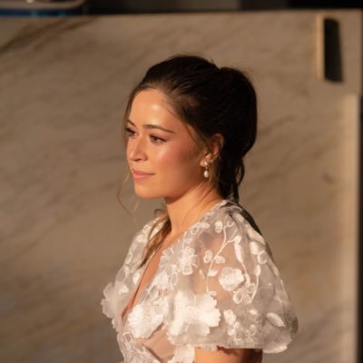 AndreaGarzaG1's profile picture. Flowers are the stars of the earth