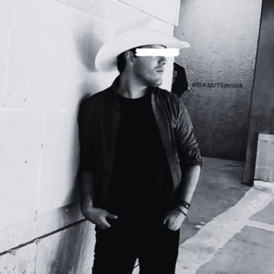 maxmendietta's profile picture. La mejor forma de predecir tu futuro es crearlo...