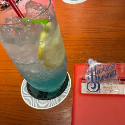 成人済。B'z・THE ALFEE関連取引用アカ。無言フォローお断りです！都内近郊、会場での交換可能な方は相互フォローの上詳細はDM連絡にてよろしくお願いします。交渉成立の折にはご了承下さい。