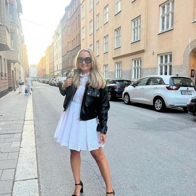 ElizabethA65380's profile picture. Not that ordinary airline pilot lifestyle 🖤flying special ops✈️. 📍Stockholm Sweden 🇸🇪