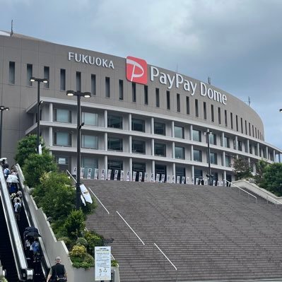 福岡在住の司法書士/相続についてわかりやすく伝えます/2年前に福岡が大好きで移住/相続を中心に20年以上活動してきた司法書士/今までの経験を活かして相続について毎日つぶやきます/福岡の方と繋がりたい