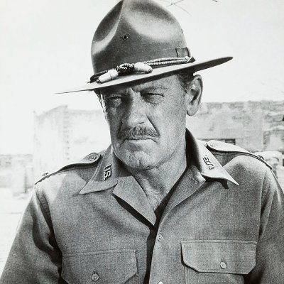 PIKEBISHOP12's profile picture. Todos soñamos con volver a ser niños. Incluso los peores de nosotros. Tal vez los peores más que nadie.