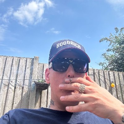 williamsmatt198's profile picture. Live love and learn