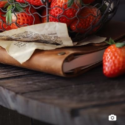 VlogArab's profile picture. ........