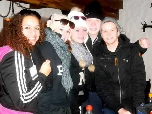 chaaaarxxx's profile picture. Never regret the things you do'