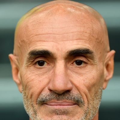 Juve e... basta. Se non sei gobbo non mi rispondere o RT tanto ti blocco perché sai solo dire che la Juve ruba...
