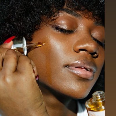 ugcbyninii's profile picture. I use consumer psychology to create authentic UGC for brands 📲📧:ninicreates.co@gmail.com