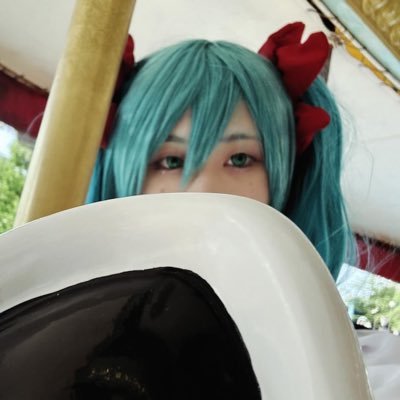 都内住み 成人済 加工厨 レイヤー🔰 ボカロ・Dダンサー・東方・ウマ娘 コスがメイン コスプレ界隈右も左も分からないので教えて欲しい レイヤー友達欲しい 無言フォロー失礼 ロリィタ系も着る