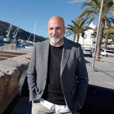 Portavoz GM VOX - Coordinador VOX Cartagena. El aborto no es un derecho.