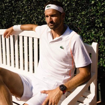 CallStands_'s profile picture. Amateur de la balle jaune, on parcours les terrains, des GC aux chall. Foot + cyclisme