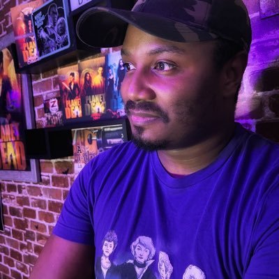 ✍🏾 Author of #Horror & #Fantasy Supporter of #Diversity 1/2 of @blackgeekcouple Books: @planetdeadbooks @realmsolit 💍 @angelinureyes