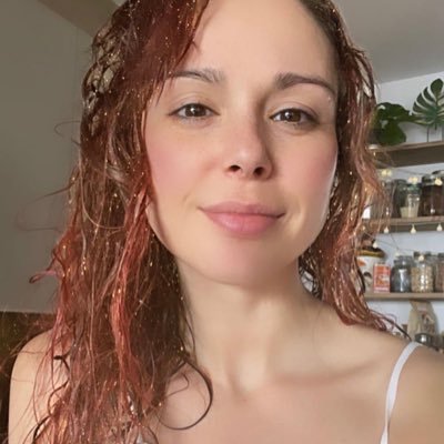 Carolin88063182's profile picture. I’m independent woman , calm, happy, understanding, caring , God fearing woman , I’m 32, 5’2t all , from CA .