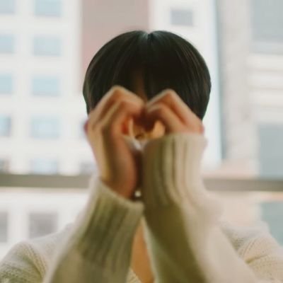 She/her 26 ✾ When it rains a bit, feel like i have a friend who keeps knocking on my windows and asks me how I'm doing ✾ Medlife
✖️solos, mantis, shippers