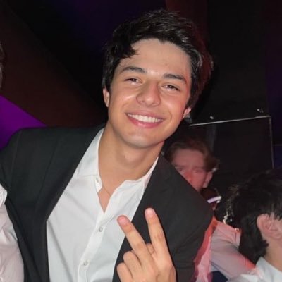 _pepemarti's profile picture. pepe marti's gf