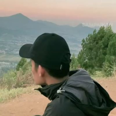 Galihgemil47457's profile picture. 