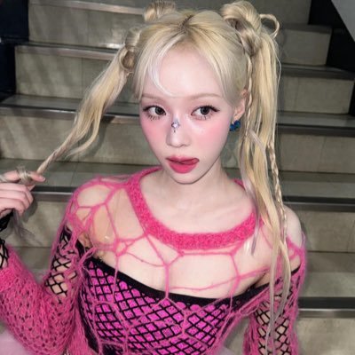if isa has 10 billion fans im one of them if isa has 10 fans i’m one of them if isa has 0 fans then i’m dead if the world is against isa i’m against the world
