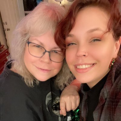 Cris2365's profile picture. Christian, Conservative, Mom and Grandma.