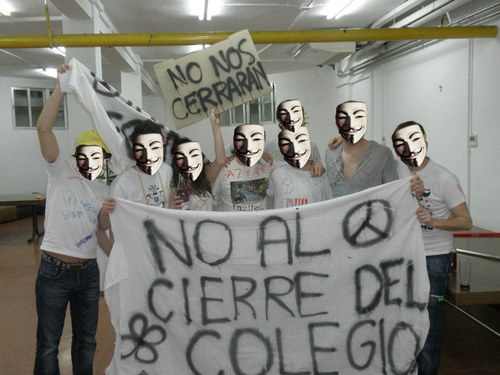 NOalcierredelVi's profile picture. Plataforma en contra del cierre del Colegio Mayor Lluis Vives de Valencia.