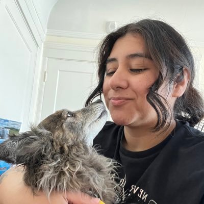 A Chicana trying to conquer the world. Also PR professional by day/secret pop culture writer by night. Opinions and tweets are mine alone (she/her/hers)