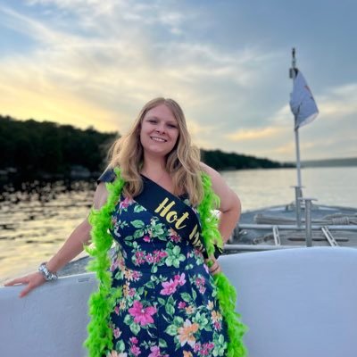 Producer for The Dean Obeidallah Show & Young American with Dylan Douglas @SiriusXMProg | Seton Hall Alumna | Opinions are my own