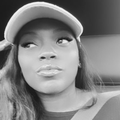 It doesnt take a whole day to recognize sunshine. 💍Mrs., Mother of Dragons, First of her name 🇵🇦.
