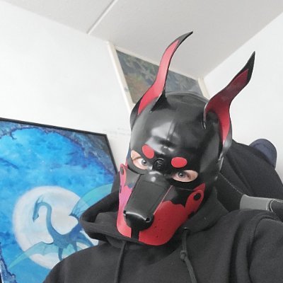 Silly Rubber Dog | VR Avatar Creator | Chill 29yo Dutch Bean | DnB-Head | Software Engineer
Mix of Silly, Spicy and IRL Content
DM for (N)SFW commissions