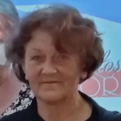 KOCHAM ❤️ ✝️ i Polskę 🇵🇱 popieram Prawo i Sprawiedliwość.