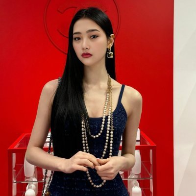 anna4l31ee's profile picture. 👗 Fashion designer blending creativity & elegance 
❤️ Smile and let the world smile
✌️ Peace