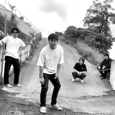 2019年結成.THE LOSER YouTubeもみてちょ vo:@THEhekoitaroka ba:@senkounobante dr:@THEosakenomenai