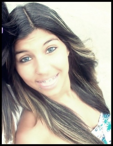 MENINAA MÁAÁ