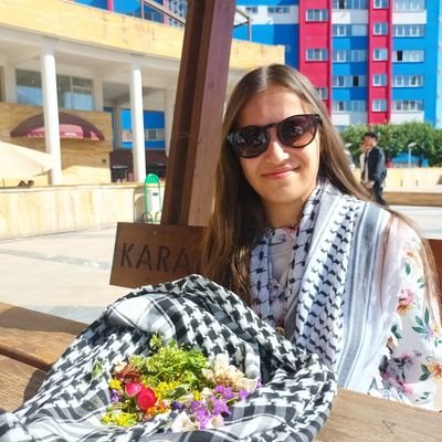 SalmaHa18842953's profile picture. 🇯🇴🇵🇸🇨🇦

I write whatever comes to my mind 🧠
 and 
I don't care about anyone🙅‍♀️💁‍♀️