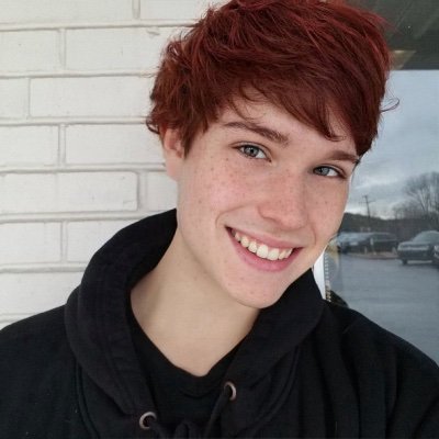 Derek_frost21's profile picture. Hey! I’m Derek I love all the things life has to offer friends, love and winter! ❄️