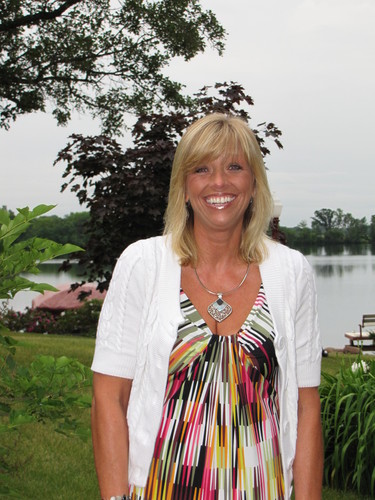 Clean Living is my goal for you, me and our planet. Helping people get healthy us my greatest joy!